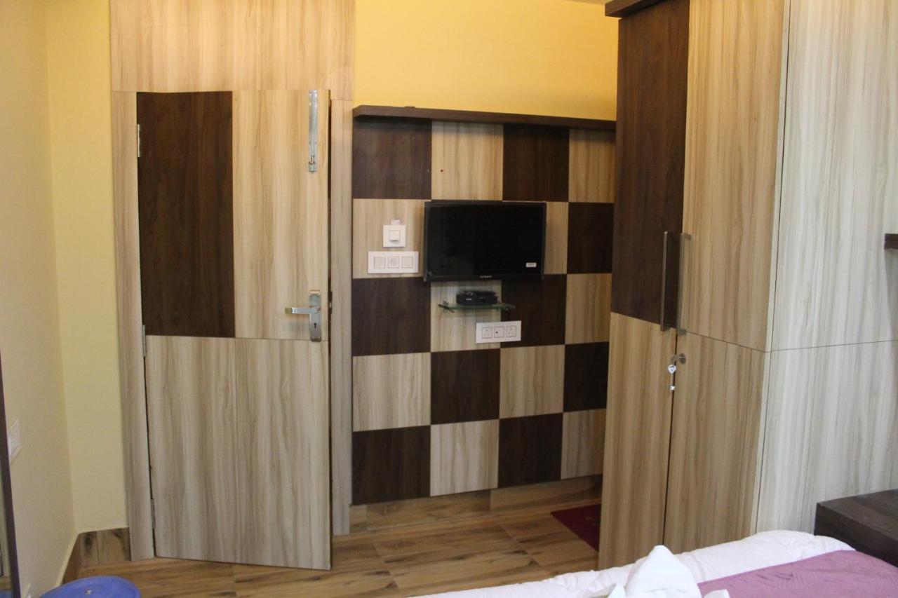 Hotel Oak Namchi Экстерьер фото